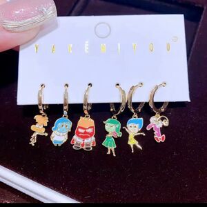 14K Gold Disney Pixar Inside Out 2 Theme Stud Mismatched Huggie Hoop Ear…
